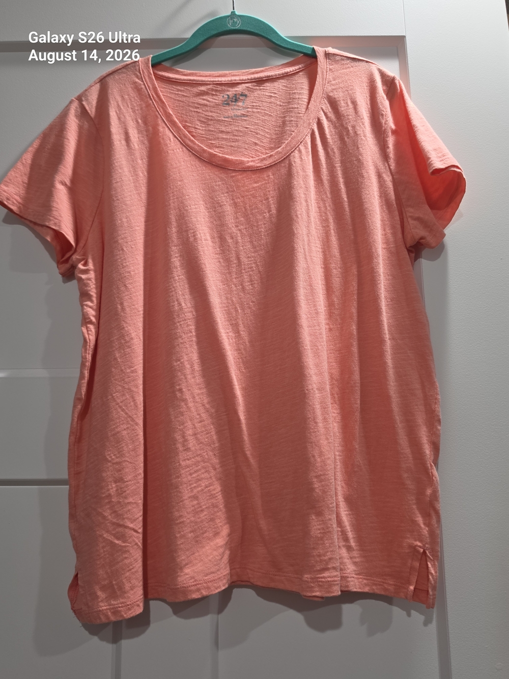 Lightweight Scoop Neck Tee in Coral - Women's Short Sleeve